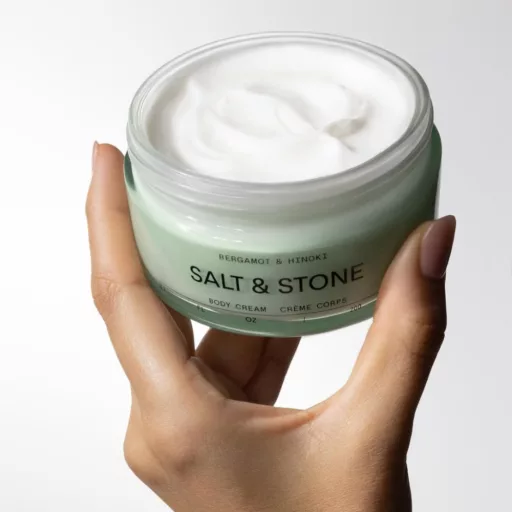 Salt & Stone Bergamot & hinoki gazdag testvaj