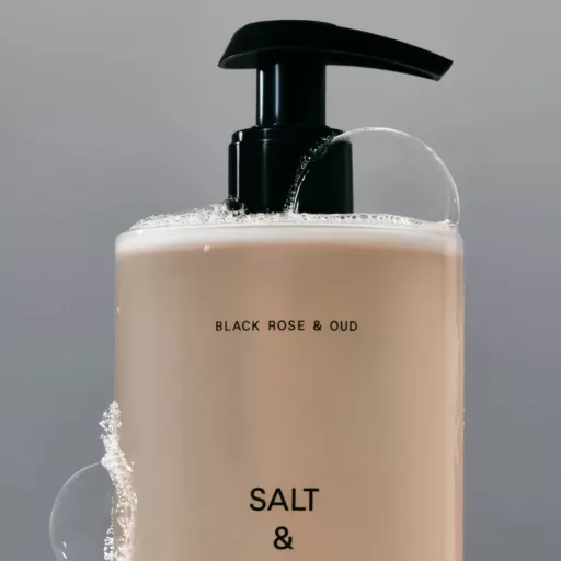Salt & Stone Fekete rózsa & oud tusfürdő szett